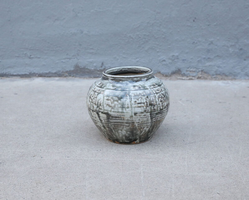 Stone pot
