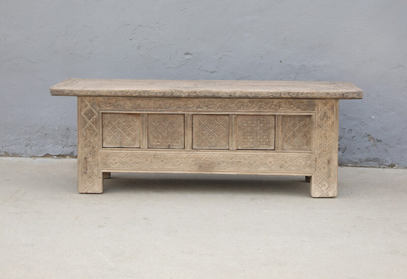 TV cabinet carving