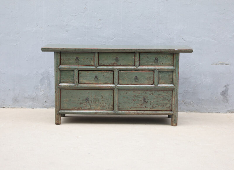 High-gloss dresser drawers