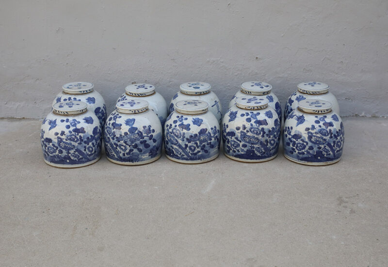Tobacco jar blue