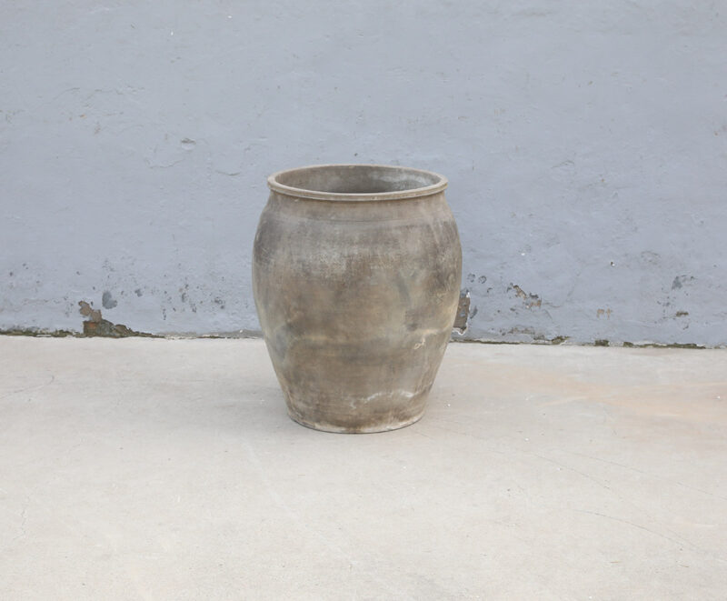 Terracotta pot