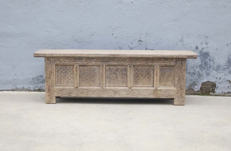 Vintage snijwerk TV-meubel