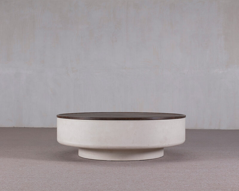 Round coffee table