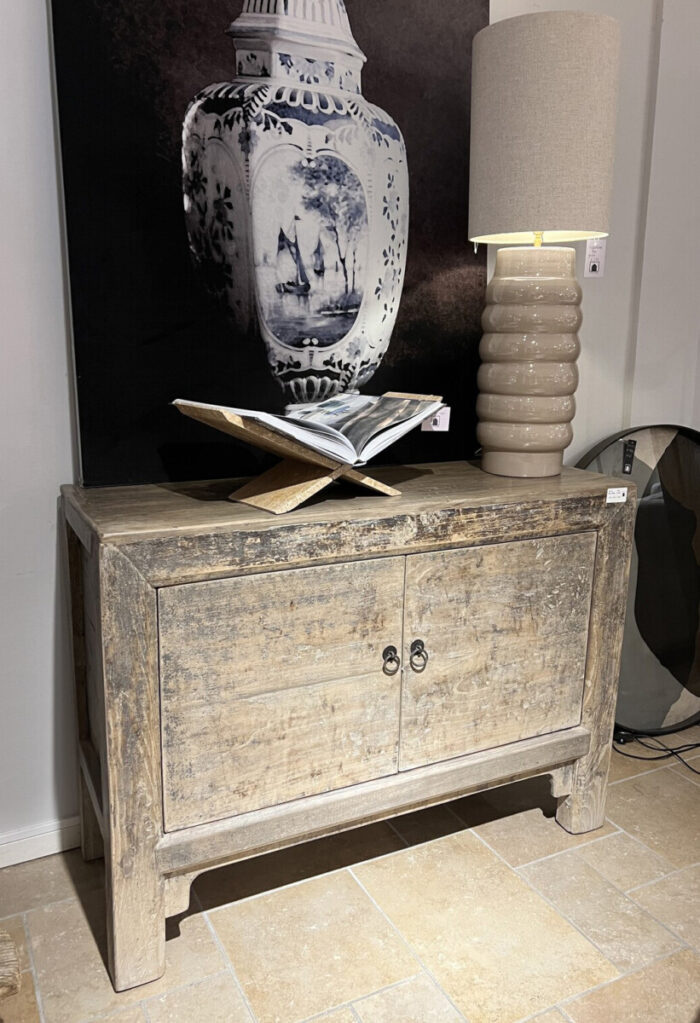 Antiek Landelijk Wandkastje