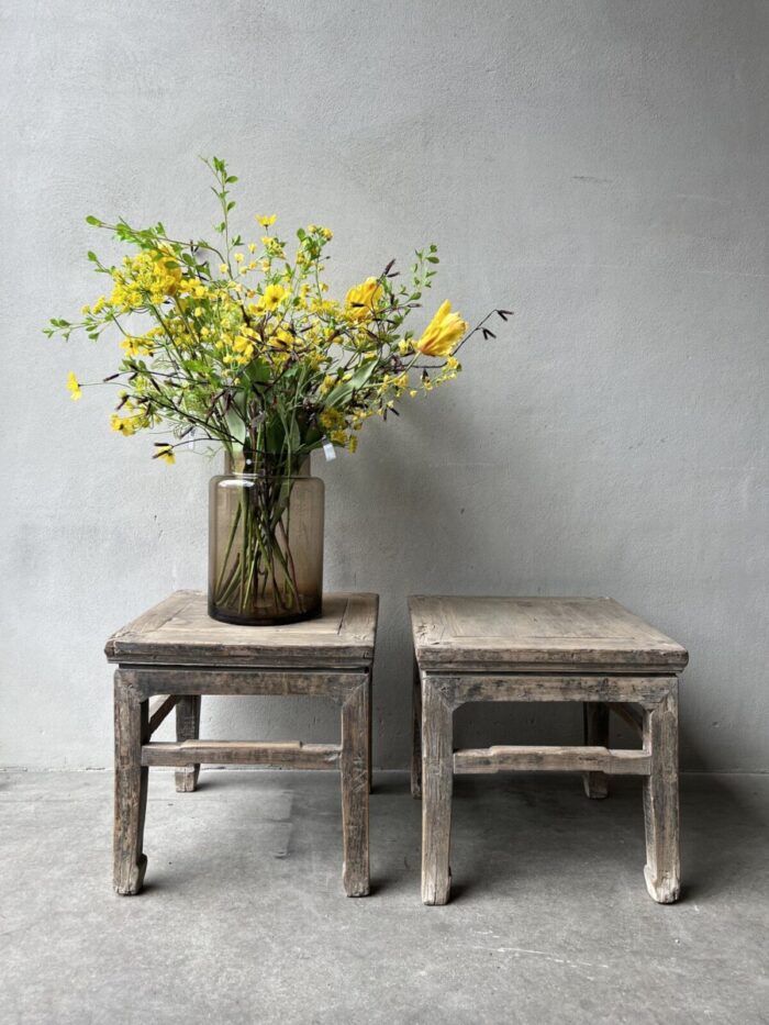 Antieke Chinese Bijzettafeltjes