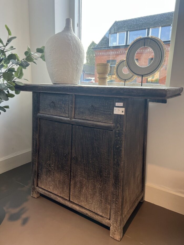 Wandkastje Old Pinewood in warme donkere tint