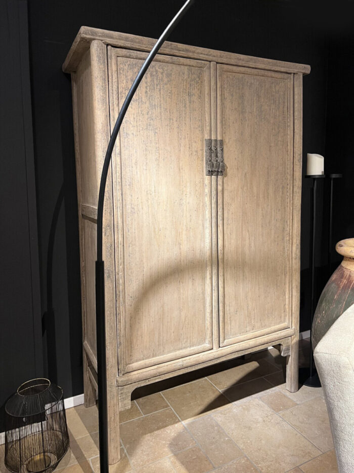 Antieke Oriëntaalse 2-deurs Kast naturel